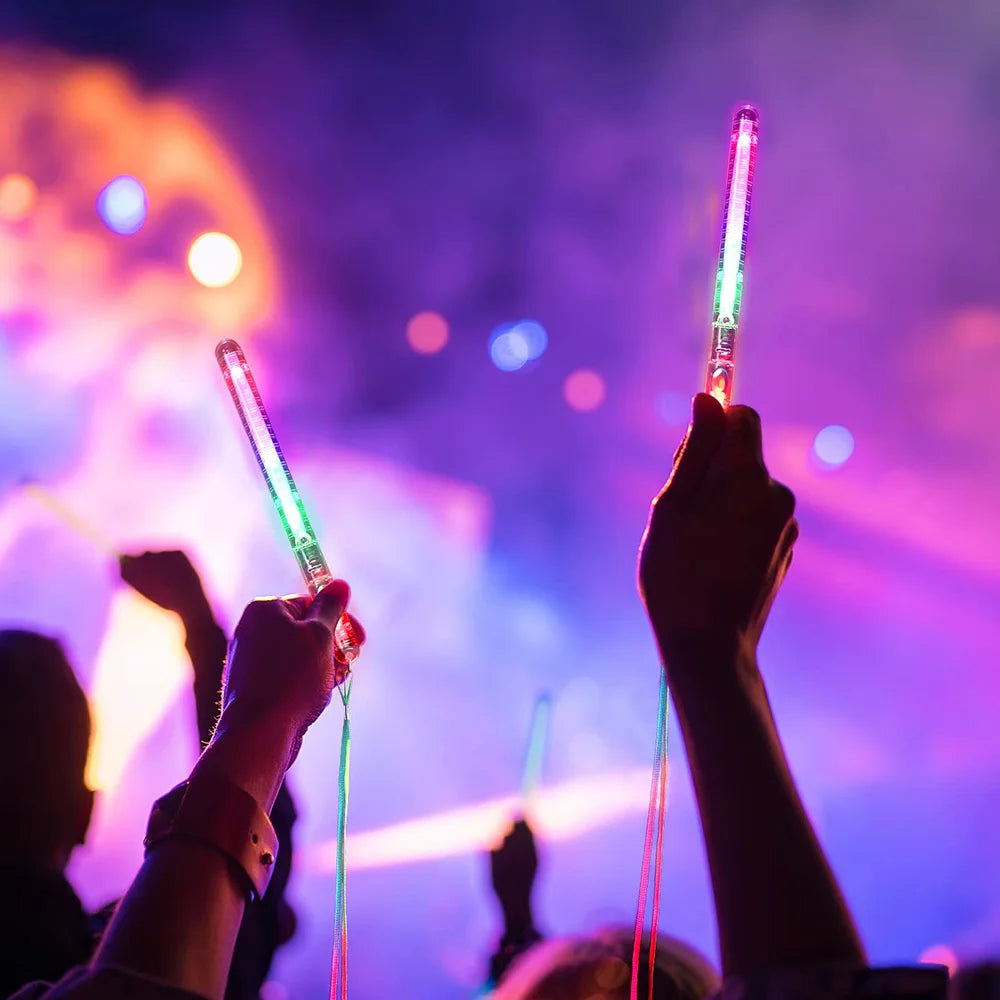 Lot de 12/24/48 Bâtons LED à Fibre Optique – Lumière Festive pour Anniversaires, Mariages, Soirées, Concerts et Clubs